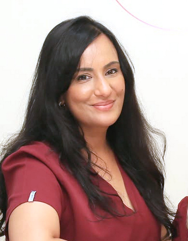 Dr Nivy Singh